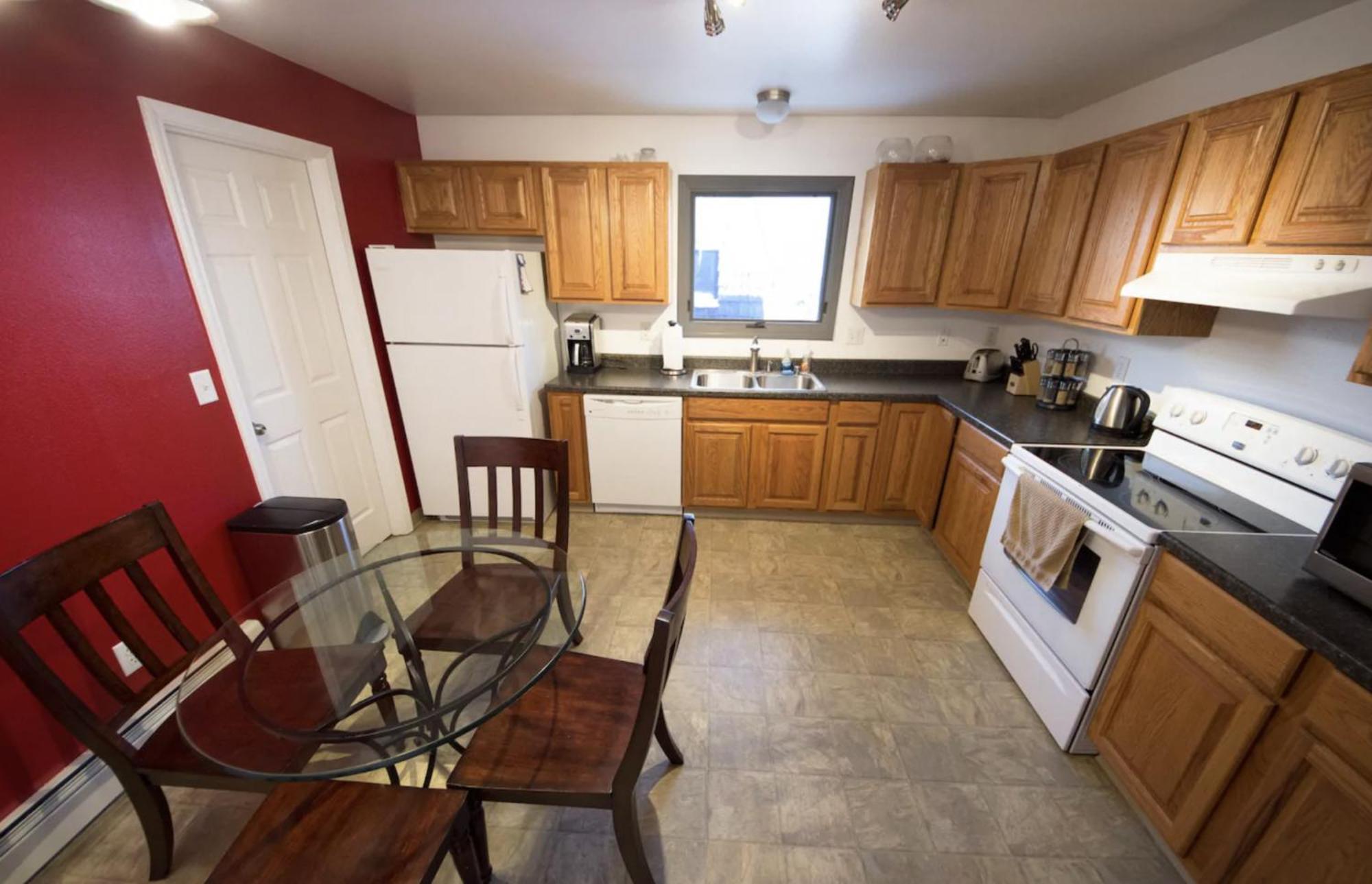 Stay Anchorage! Furnished Two Bedroom Apartments With High Speed Wifi Δωμάτιο φωτογραφία