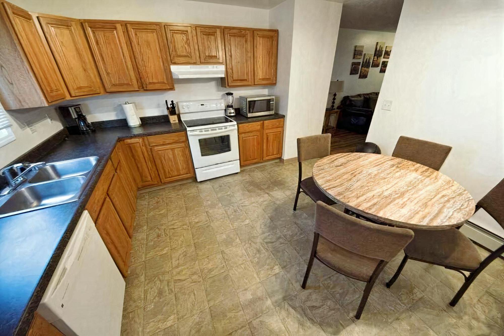 Stay Anchorage! Furnished Two Bedroom Apartments With High Speed Wifi Δωμάτιο φωτογραφία
